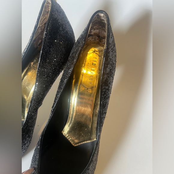 Ted Baker Black sparkly Stillettos size 40 beautiful condition inside and out - Picture 8 of 16